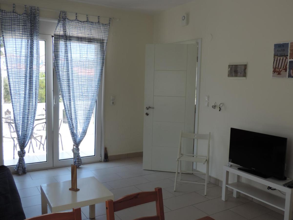 Fotis Apartments Skala Neon Kydonion Buitenkant foto